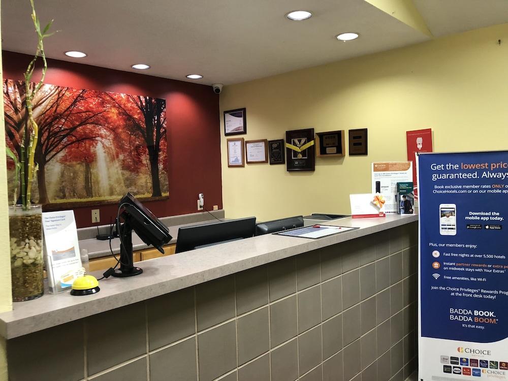 Econo Lodge Marion I-81 Extérieur photo