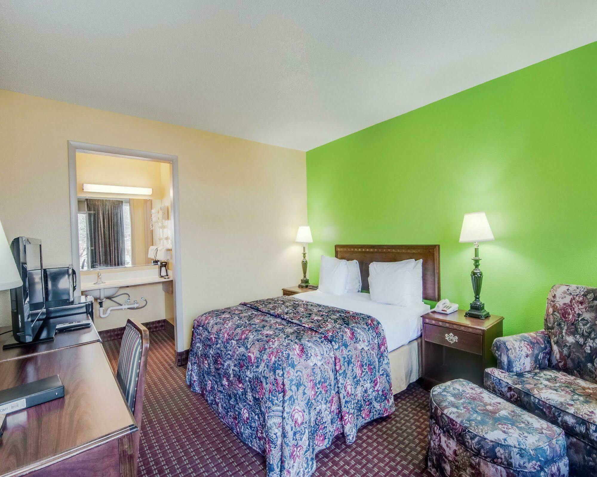 Econo Lodge Marion I-81 Extérieur photo